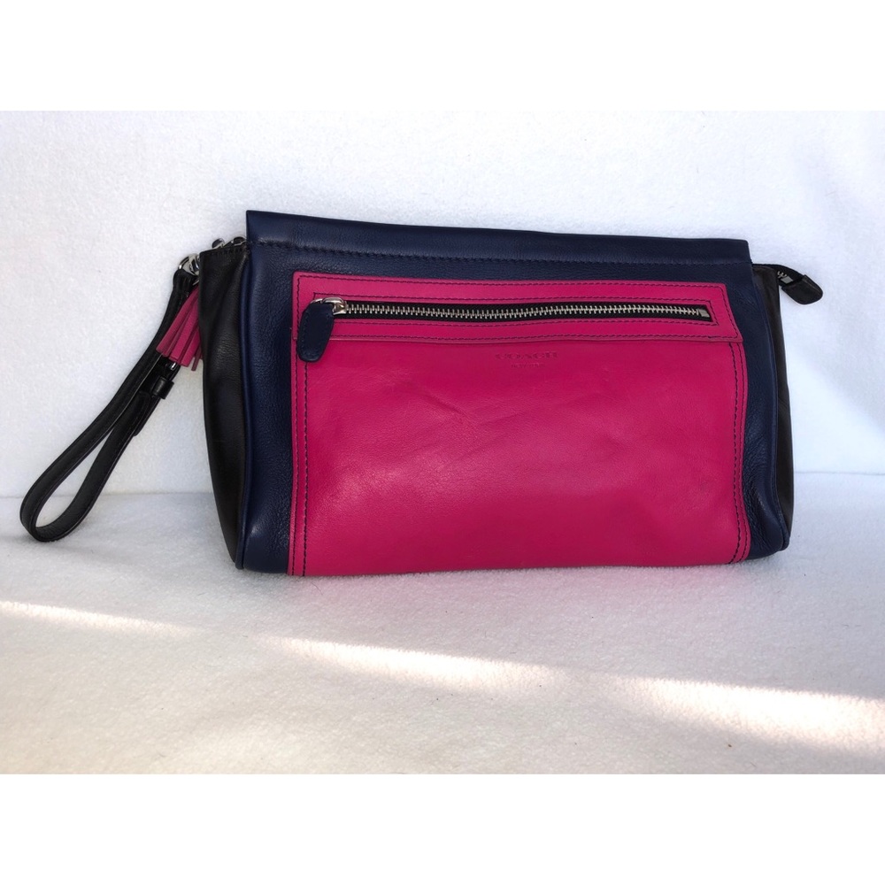 COACH Leather Wristlet purse